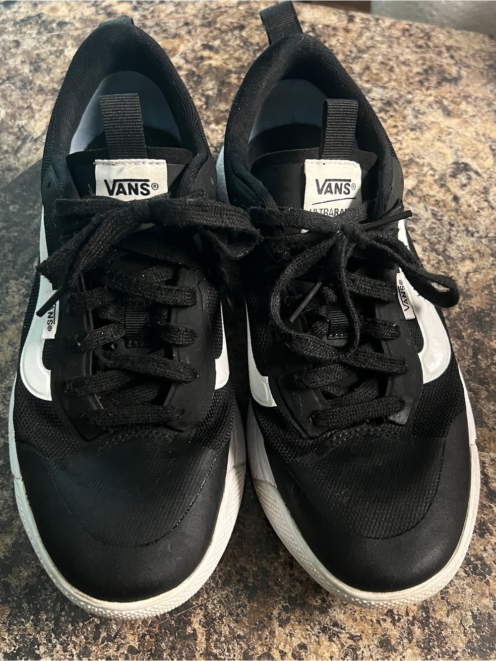 Vans Ultrarange Black/White Sneakers